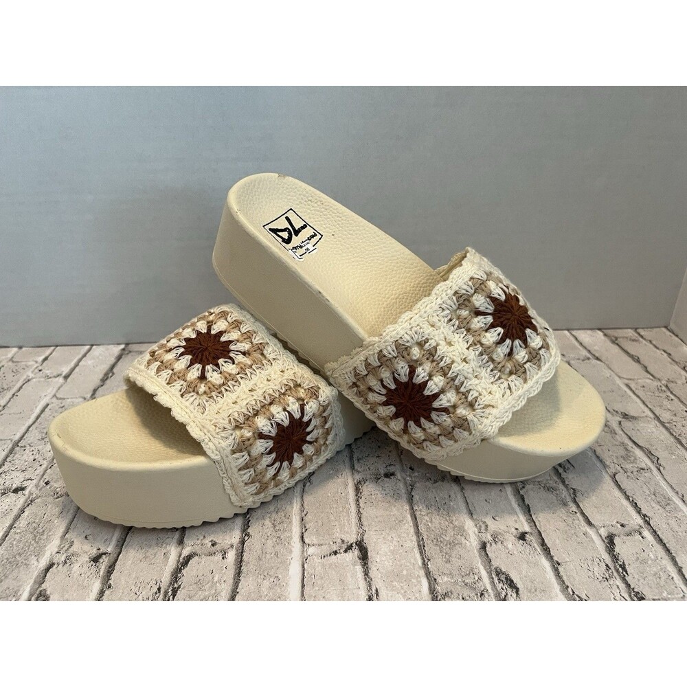 Dirty Laundry Worble Crochet Platform Slide Sandals Cream Womens Size 8.5 New